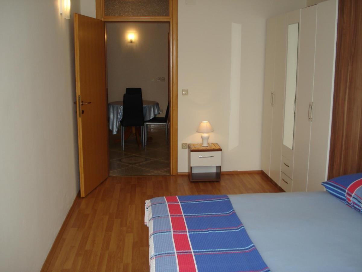 Apartments Villa Angela Krk Town Zimmer foto