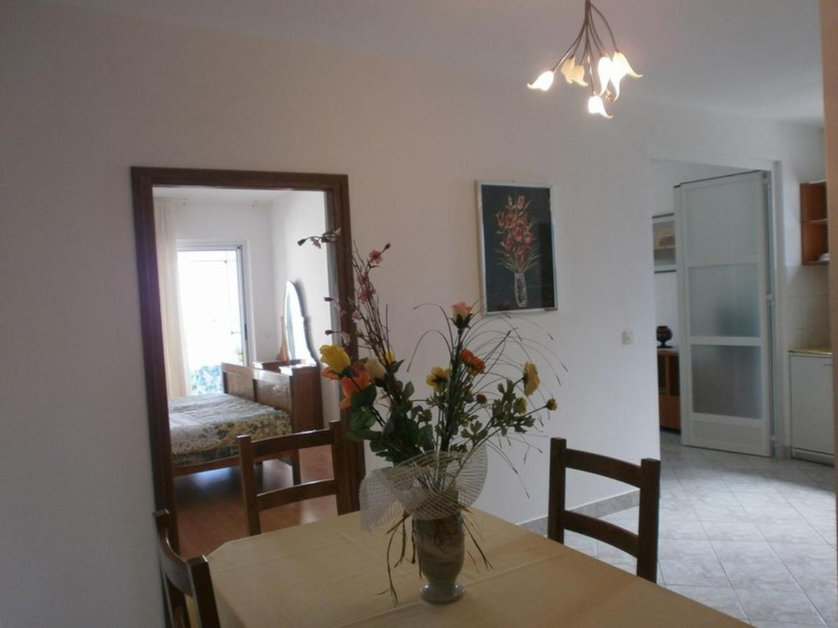 Apartments Villa Angela Krk Town Zimmer foto