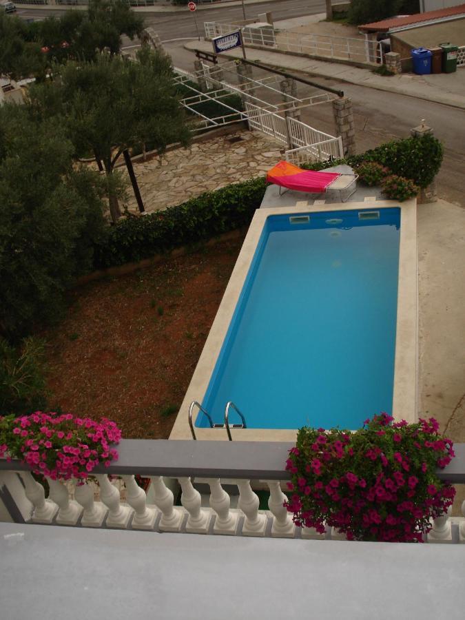 Apartments Villa Angela Krk Town Zimmer foto