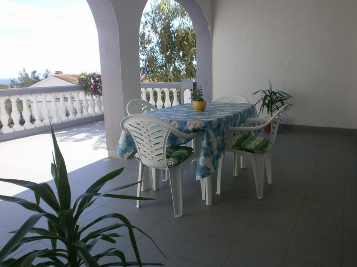 Apartments Villa Angela Krk Town Zimmer foto