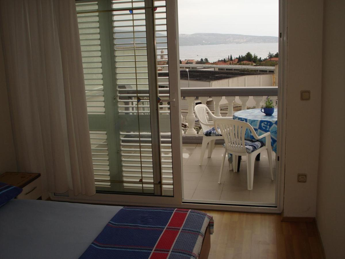Apartments Villa Angela Krk Town Zimmer foto