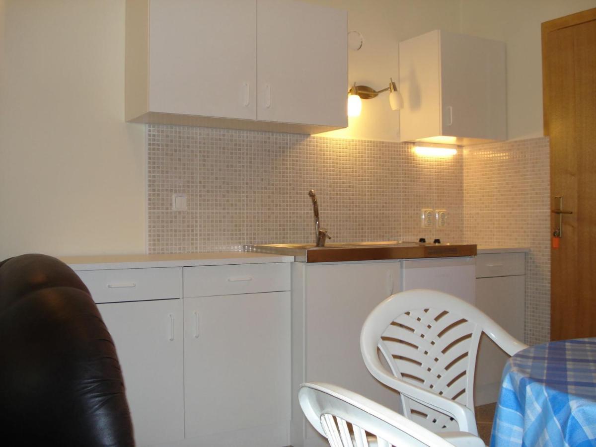 Apartments Villa Angela Krk Town Zimmer foto